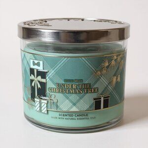 Bath & body work White Barn UNDER THE CHRISTMAS TREE Large 3-Wick Candle New